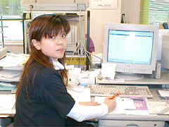 受注・問合せスタッフ 野沢久美子